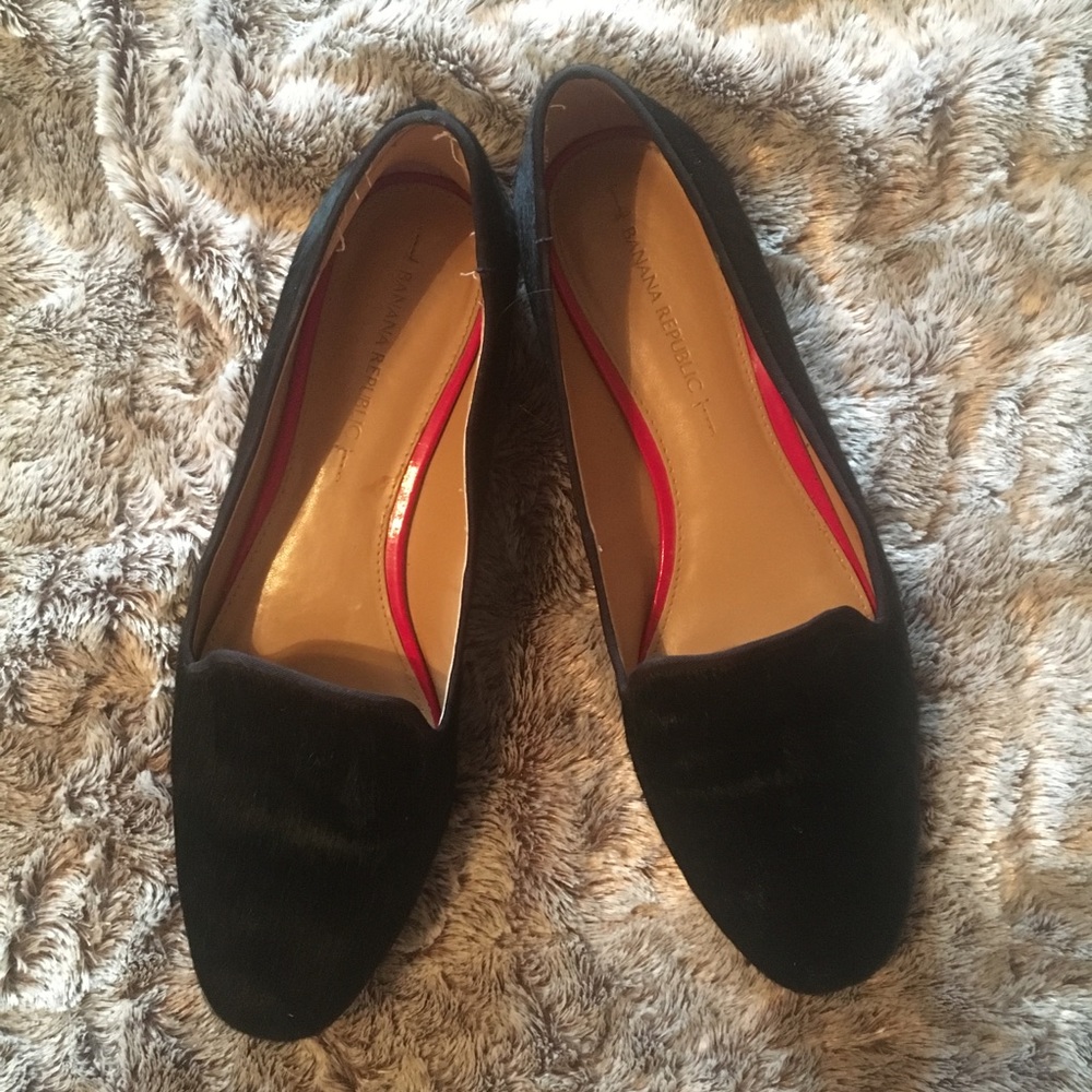 Banana republic calf fur black flats